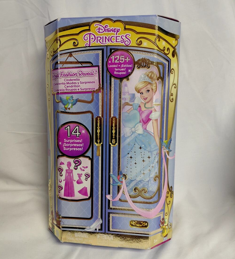 Disney Princess Royal Fashion Reveal Cinderella Doll Mystery Friend NWT
